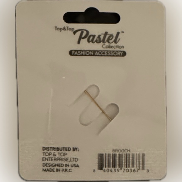 Gold Tone Rhinestone Butterfly Brooch Pin | New - Picture 2 of 3